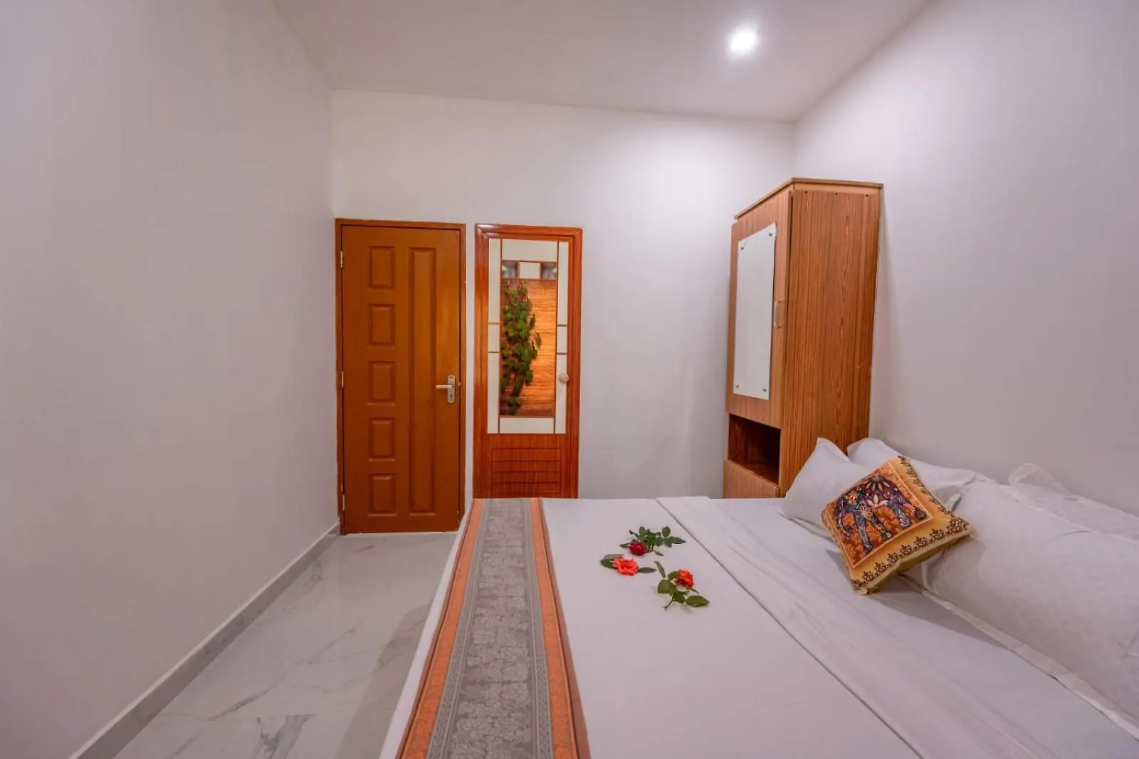 Koinad Hills Villa Pirmed Bed & Breakfast